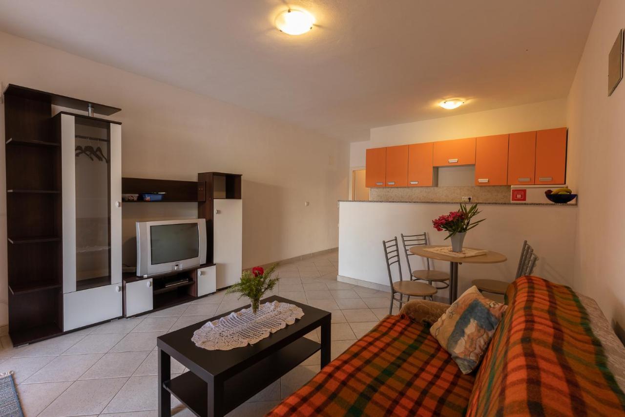 Apartman Kristo Vir Exteriör bild